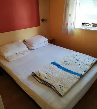 Mobilhome Tout Equipe A 800m Du Centre De Ronce-les-bains, Proche Plage אתר קמפינג לה טרמבלד